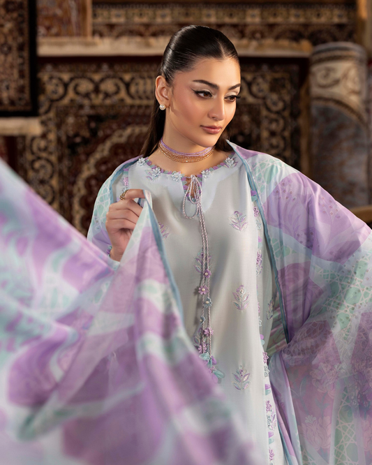 Luxury Embroidered Lawn 3 Piece Suit – Pastel Grey