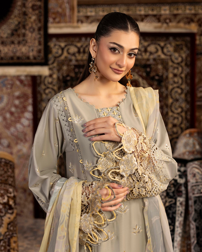 Luxury Embroidered Lawn 3 Piece Suit – Olive Grey