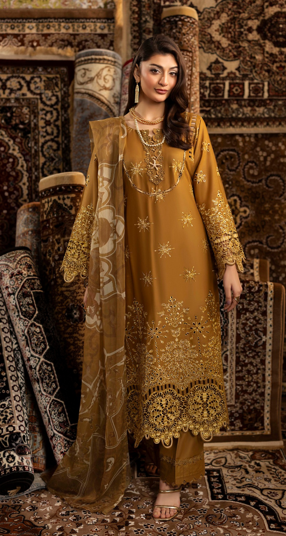 Luxury Embroidered Lawn 3 Piece Suit – Mustard
